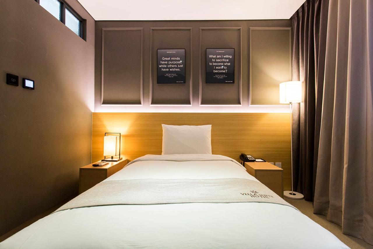 Vella Suite Hotel Suwon Exterior foto